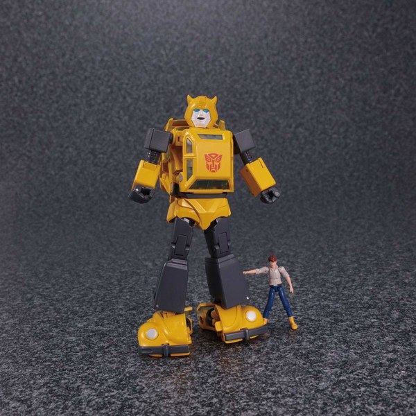 Masterpiece MP 45 Bumblebee Version 2 TakaraTomy Stock Photos 21 (21 of 21)